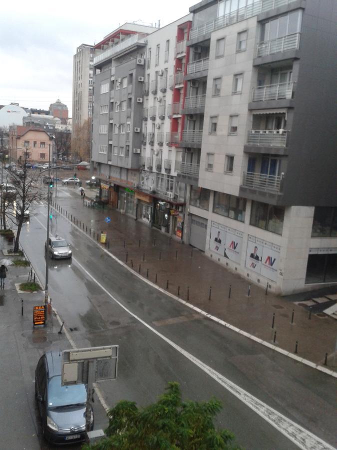 Central Apartment With Garage Novi Sad Buitenkant foto