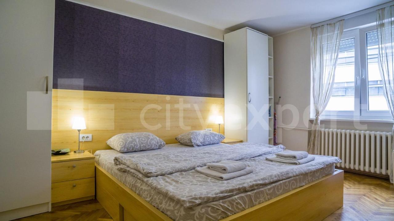 Central Apartment With Garage Novi Sad Buitenkant foto